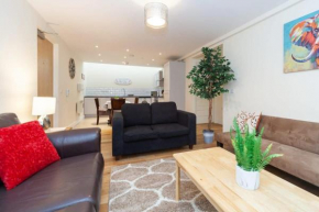 Characterful 2 Bedroom Apartment in Brixton